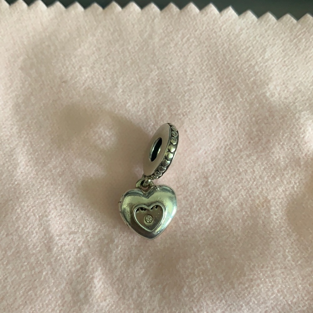 Pandora 2017 Club charm with diamond.